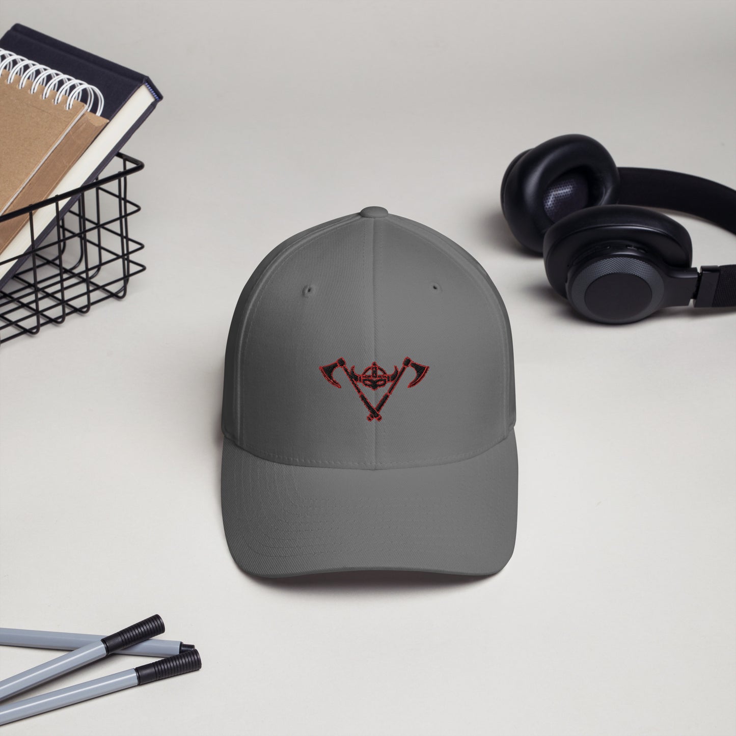 Flexfit / Black Logo / Savage